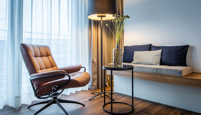 Radisson Blu Hotel, Cologne - Guest room seating