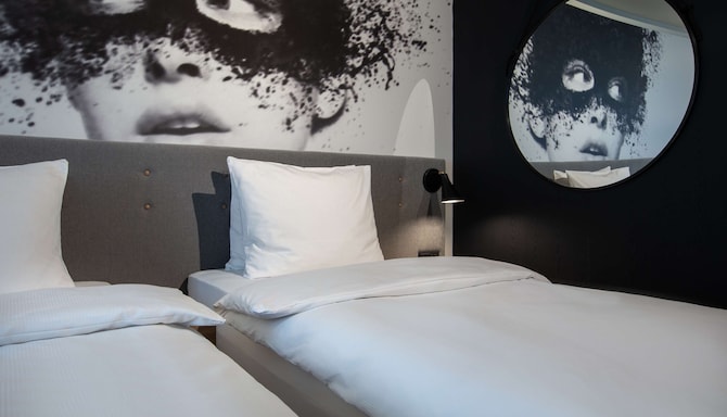 Radisson Blu Hotel, Cologne - Guest room
