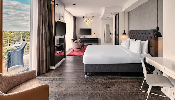 Radisson Blu Hotel, Cologne - Urban Retro Suite