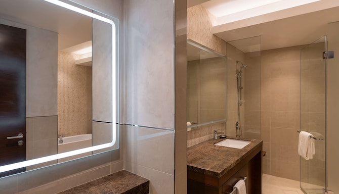 Radisson Blu Hotel, Conakry - Salle de bain de la chambre