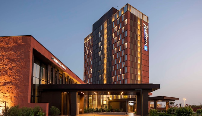 Radisson Blu Hotel and Conference Center, Niamey - Hotel Exterior