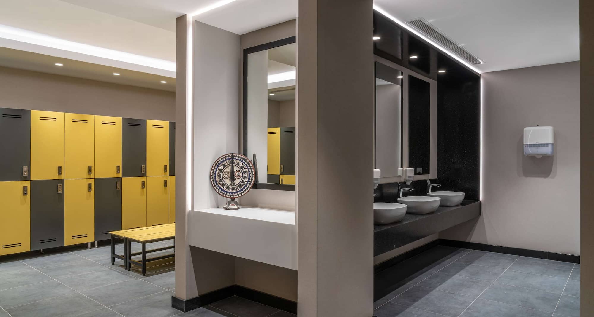 Radisson Blu Hotel and Conference Centre Niamey - Spa and Fitness Locker Room