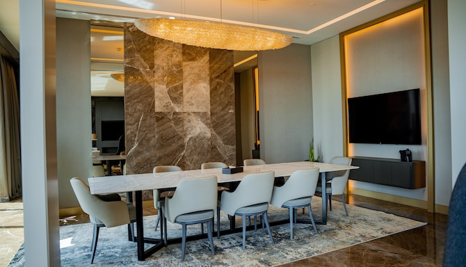 Radisson Blu Hotel & Conference Center, Niamey - Presidential Suite living room