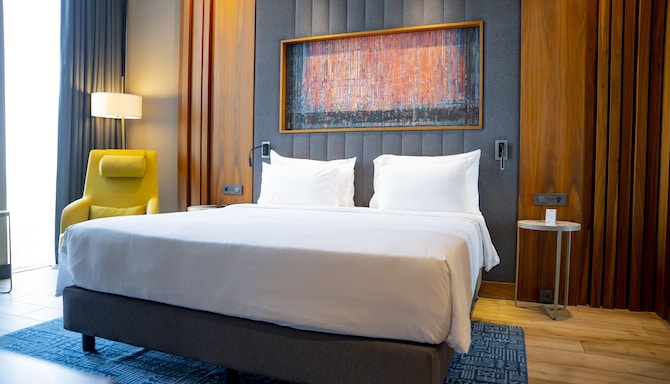 Radisson Blu Hotel & Conference Center, Niamey - Executive Suite bedroom