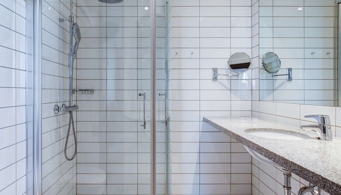 Radisson Blu Hotel & Conference Center, Oslo Alna - Bathroom