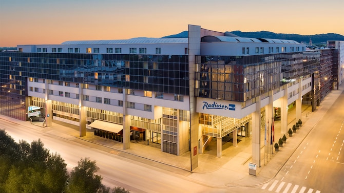 Radisson Blu Hotel and Conference Centre, Salzburg - Hotel Exterior