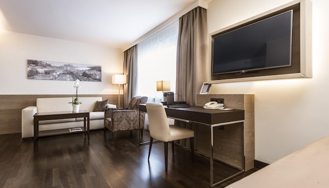 Radisson Blu Hotel & Conference Centre, Salzburg - Business room