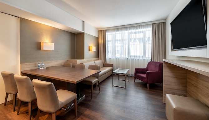 Radisson Blu Hotel & Conference Centre, Salzburg - Suite