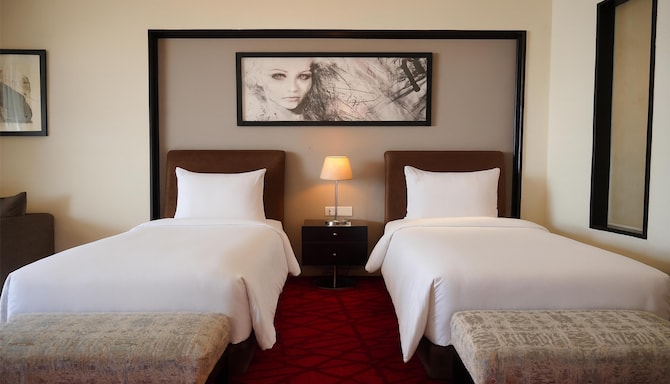 Radisson Blu Hotel & Convention Center, Alexandria - Guest Room Twin