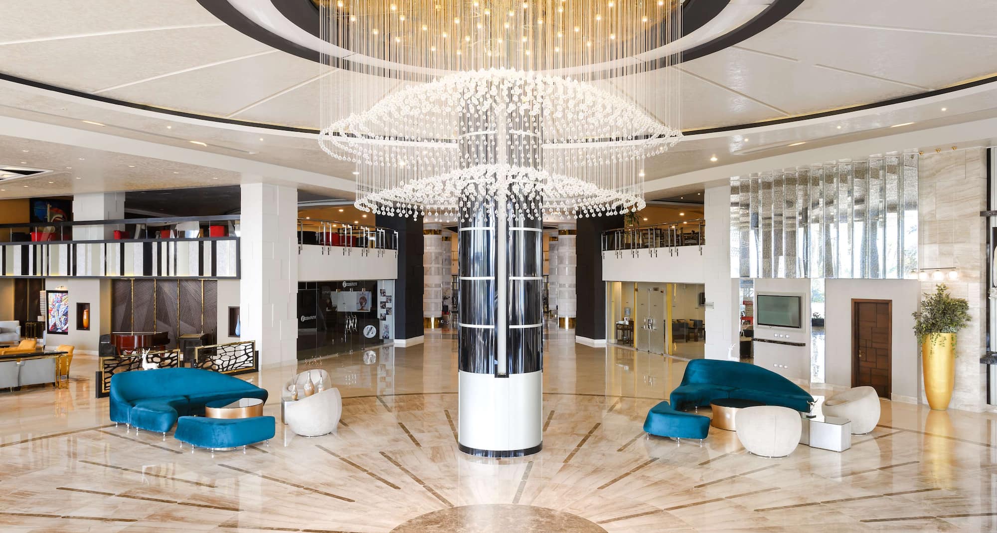 Radisson Blu Hotel & Convention Center, Alexandria - Lobby