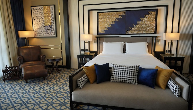 Radisson Blu Hotel & Convention Center, Alexandria - Presidential bedroom