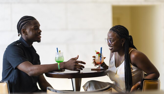 Radisson Blu Hotel and Convention Center, Kigali - Bar Cocktail with Guests