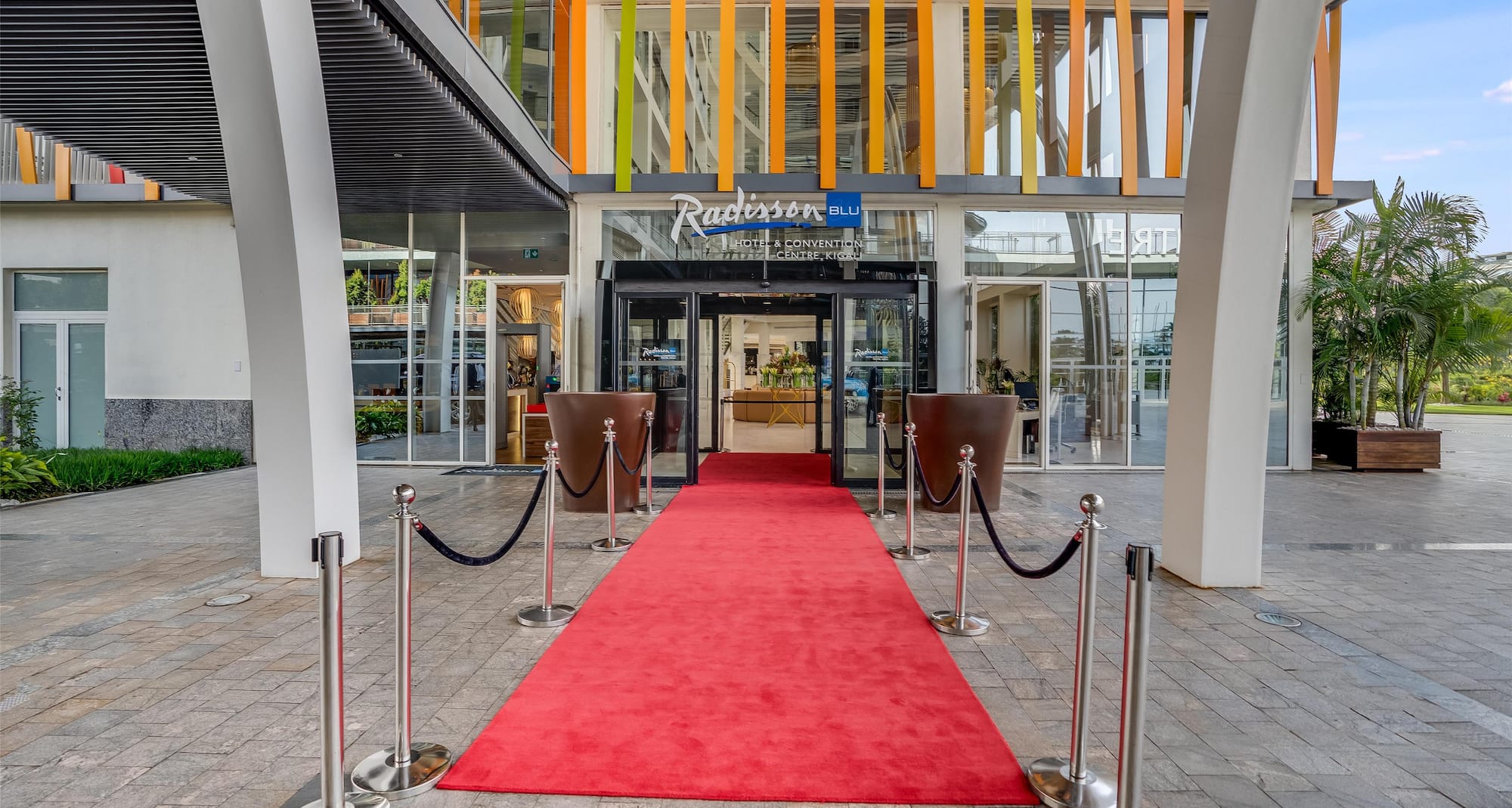Radisson Blu Hotel & Convention Center, Kigali - Hotel Entrance