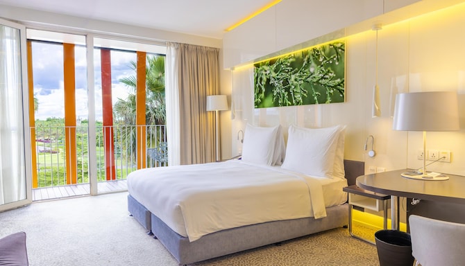 Radisson Blu Hotel & Convention Center, Kigali - Superior Room with Balcony