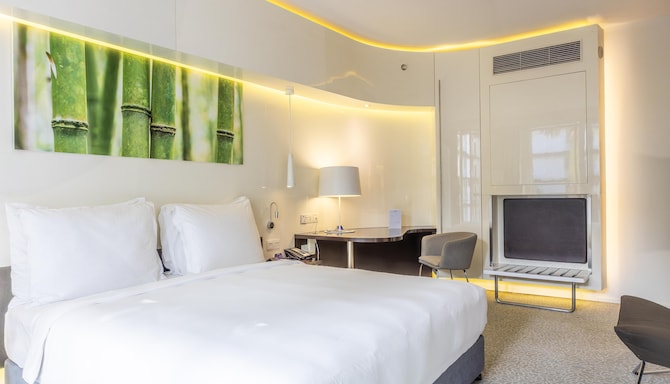 Radisson Blu Hotel & Convention Center, Kigali - Executive Room with Lounge Access and Balcony
