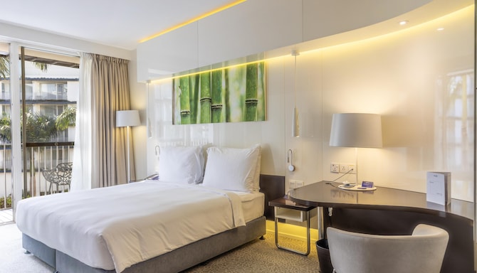 Radisson Blu Hotel & Convention Center, Kigali - Executive Room with Lounge Access - Dome View