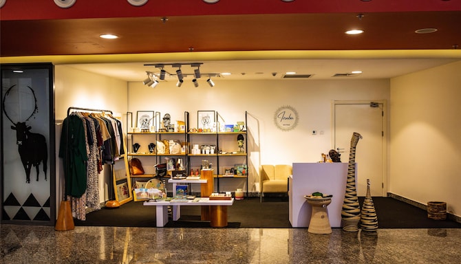 Radisson Blu Hotel and Convention Center, Kigali - Gift Shop