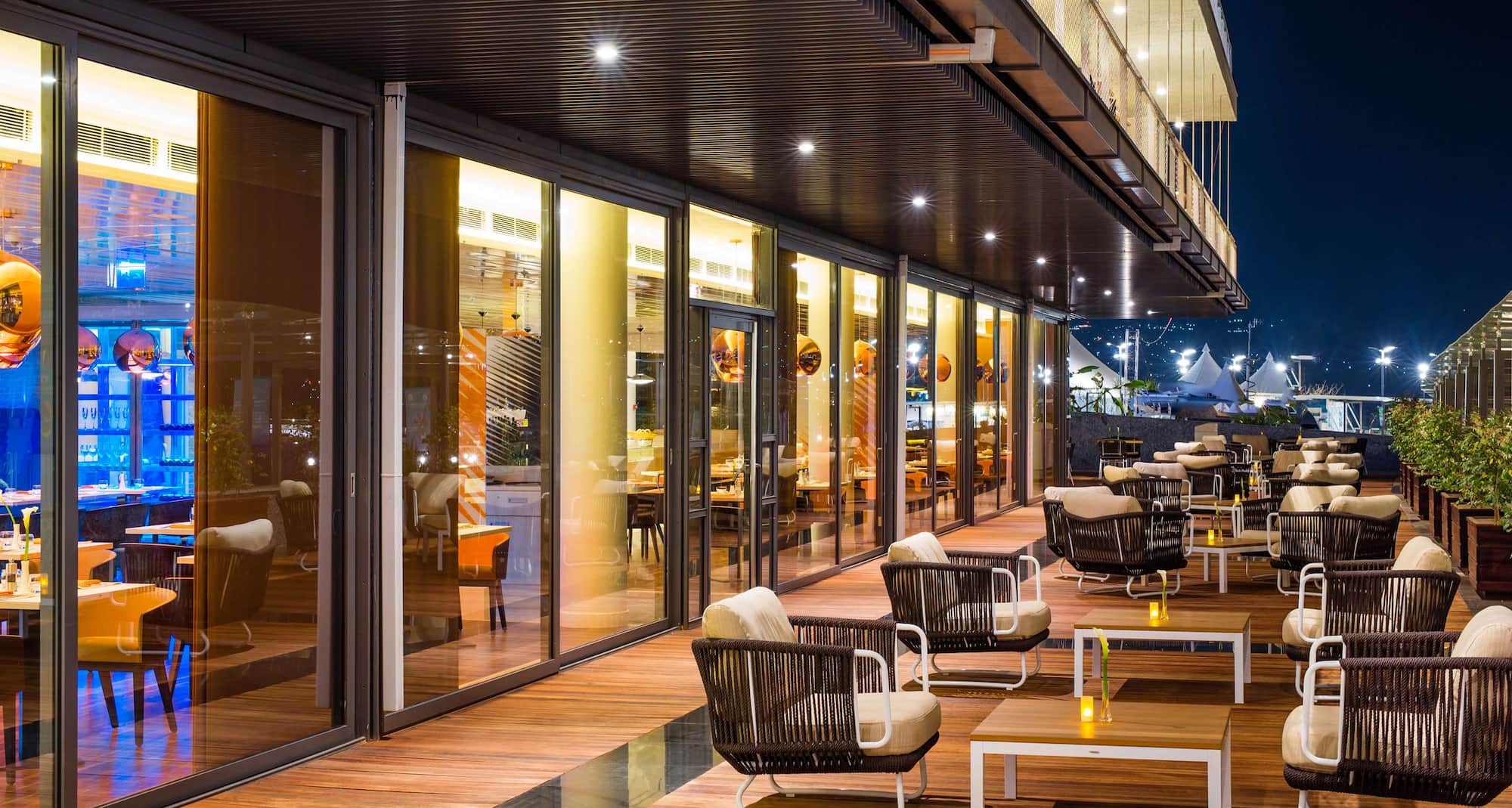 Radisson Blu Hotel & Convention Centre Kigali - Filini Restaurant Terrace