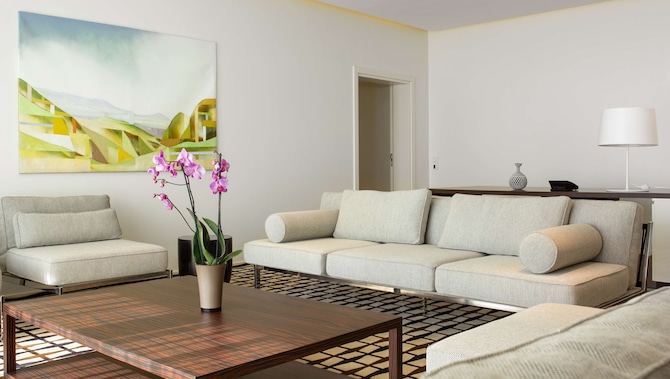 Radisson Blu Hotel & Convention Centre Kigali - Suite with Terrace and Lounge Access Living Room