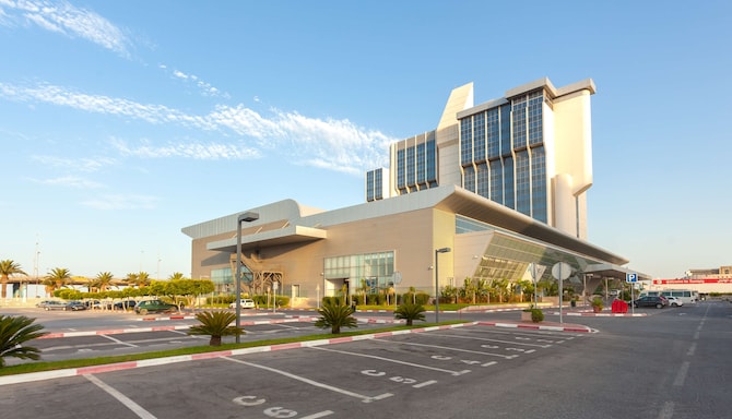 Radisson Blu Hotel & Convention Center, Tunis - Hotel Facade