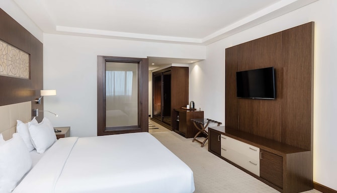 Radisson Blu Hotel & Convention Center, Tunis - Executive Room & Superior Rooms