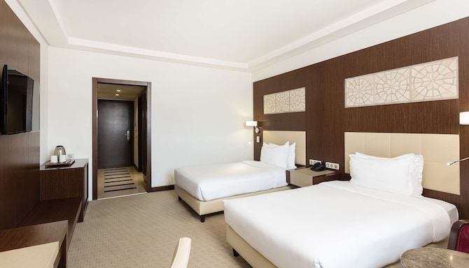 Radisson Blu Hotel & Convention Center, Tunis - Standard room with twin beds