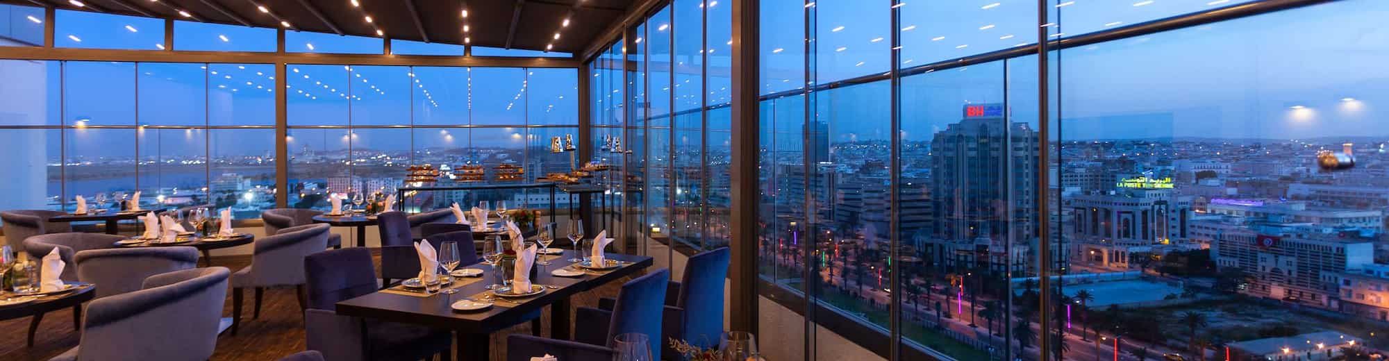 فندق ومركز مؤتمرات راديسون بلو، تونس - مطعم Level 13