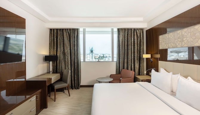 Radisson Blu Hotel & Convention Center, Tunis - Junior Suite with lounge access