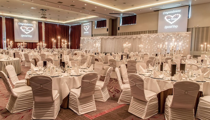 Great Island Ballroom 1