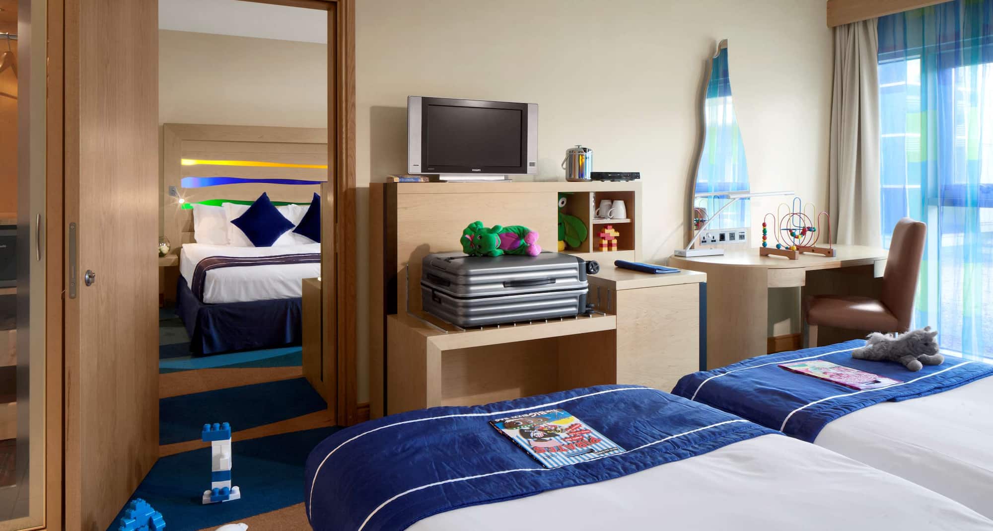 Radisson Blu Hotel, Cork - Family Stay - 2 connecting rooms