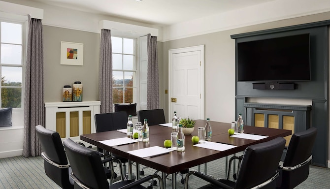 Kinsale Suite