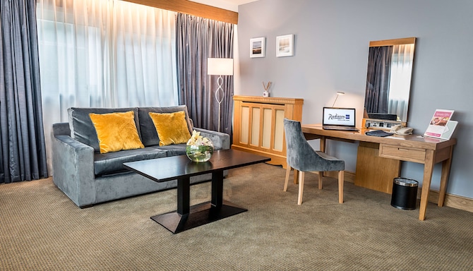 Radisson Blu Hotel, Cork - Suite 