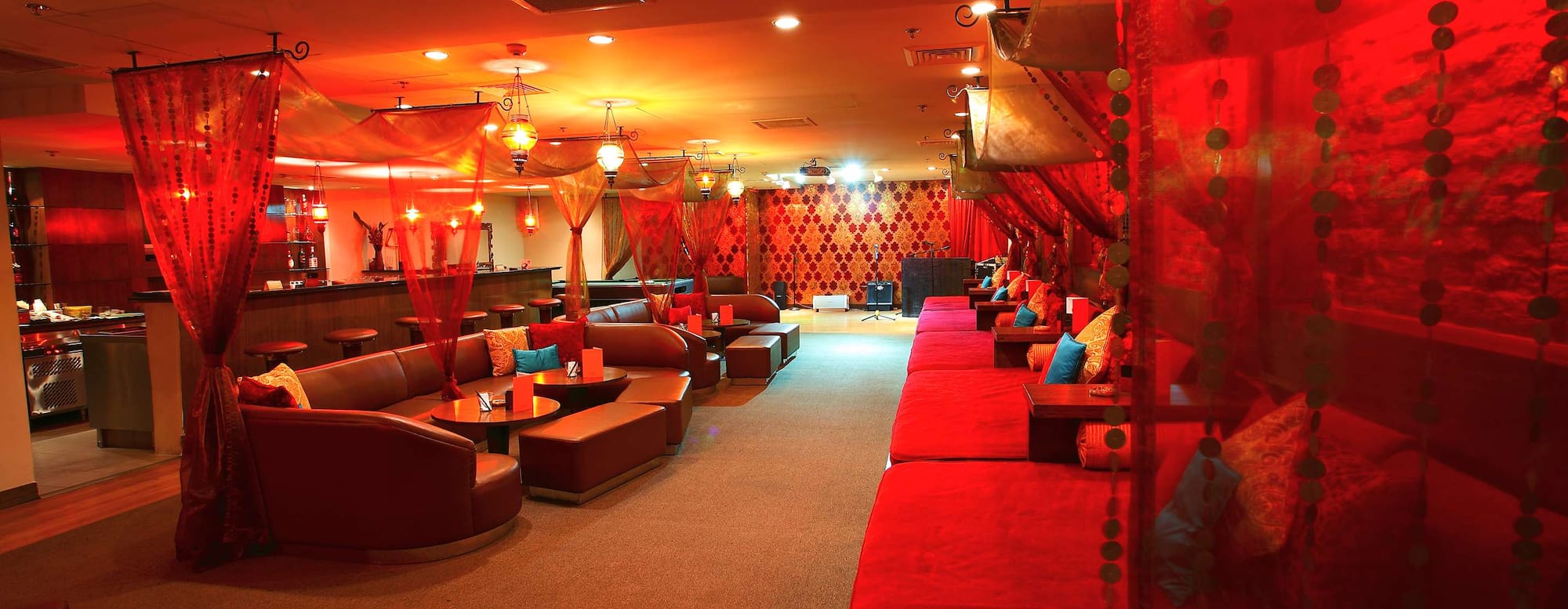 Radisson Blu Dhaka Water Garden - Blaze Entertainment Lounge and Bar