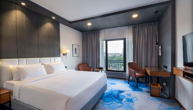 Radisson Blu Hotel, Dhaka Water Garden - Superior Room