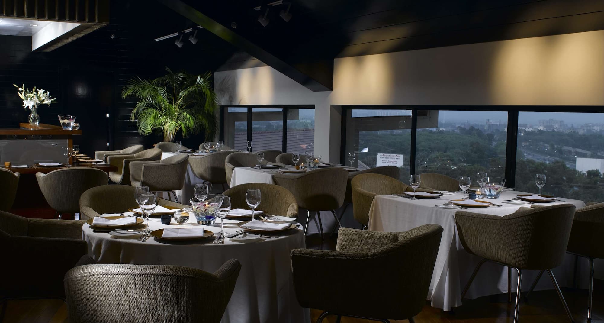 Radisson Blu Dhaka Water Garden - Sublime Restaurant 