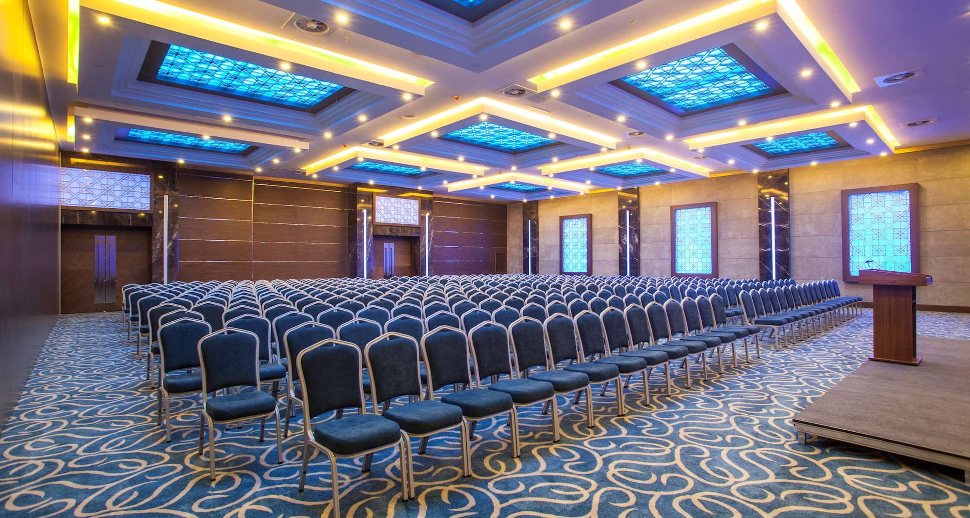 Radisson Blu Hotel, Diyarbakir - Mezopotamya 1 Ballroom Theatre Setup