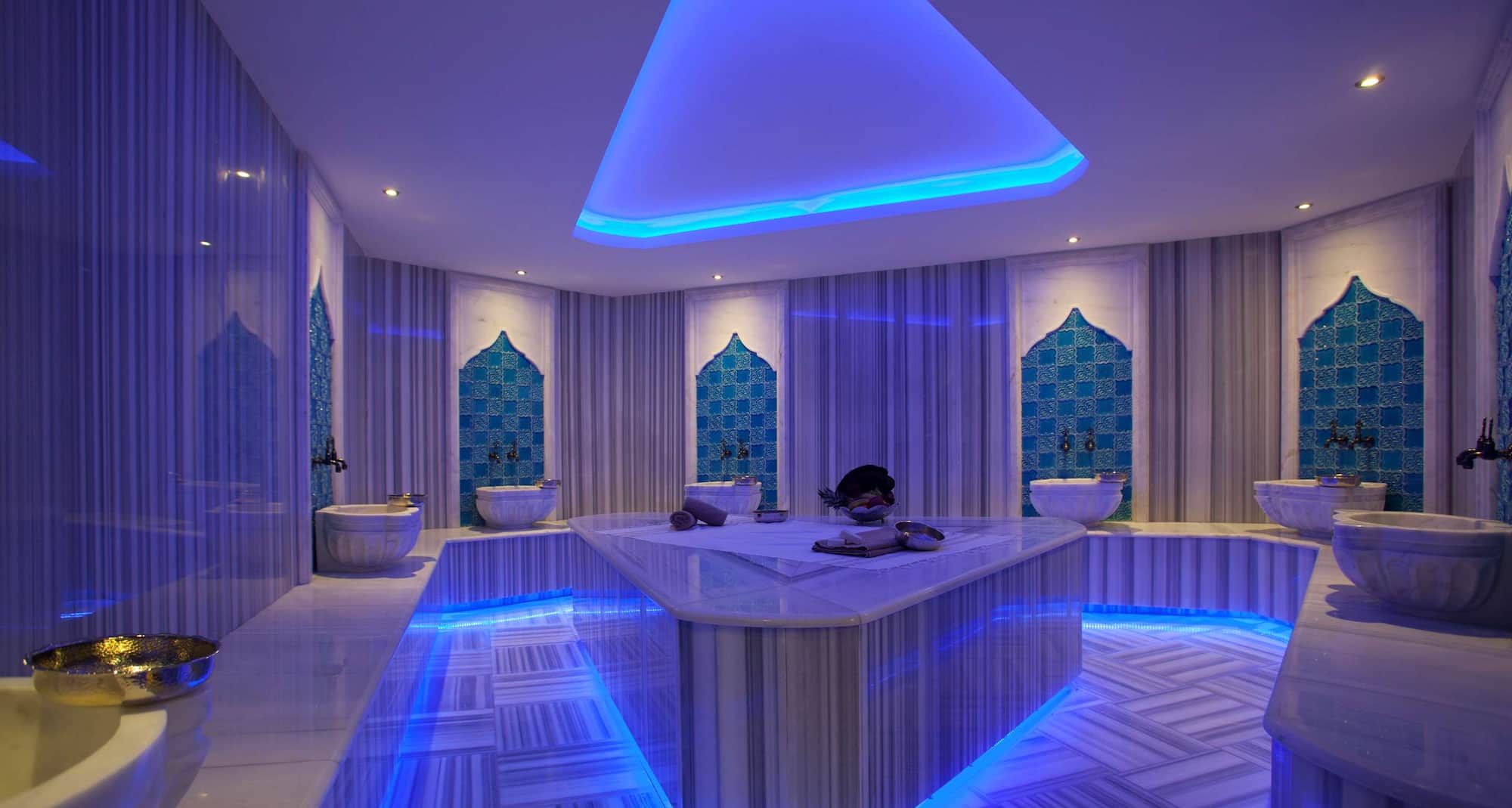 Radisson Blu Hotel, Diyarbakir - Men s Turkish Bath Spa
