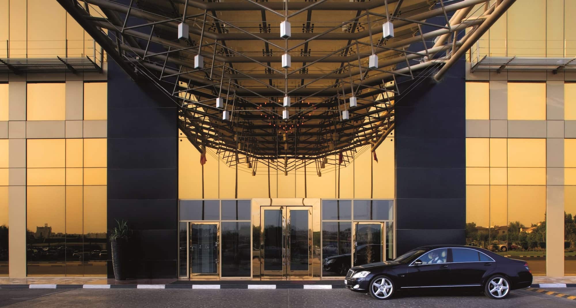 Radisson Blu Hotel, Doha - Exterior