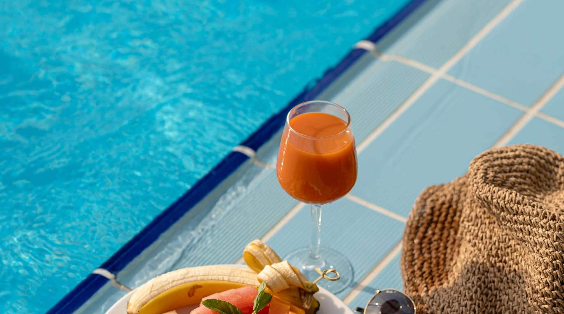 Radisson Blu Hotel, Doha - Pool Bar