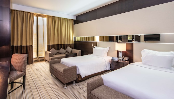 Radisson Blu Hotel, Doha - Premium Room (Twin Beds)
