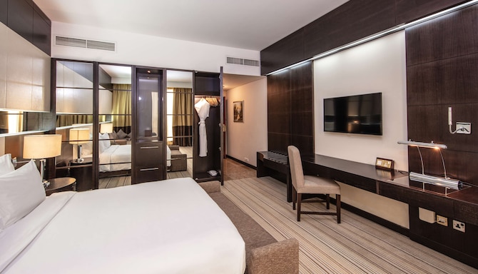 Radisson Blu Hotel, Doha - Premium Room (King Bed)