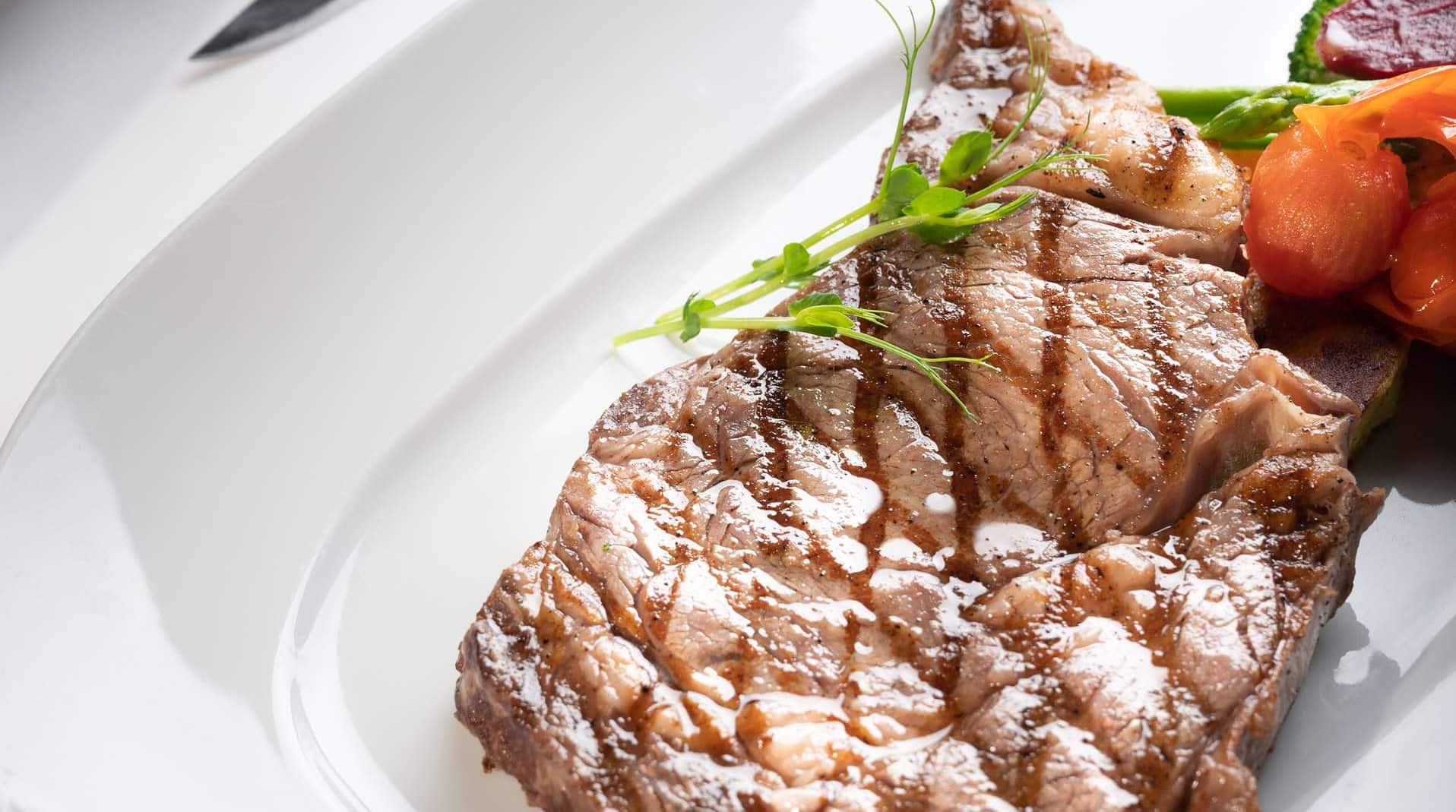 Radisson Blu Hotel, Doha - Bentley s Grill