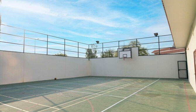 Radisson Blu Hotel, Doha - Multipurpose Court