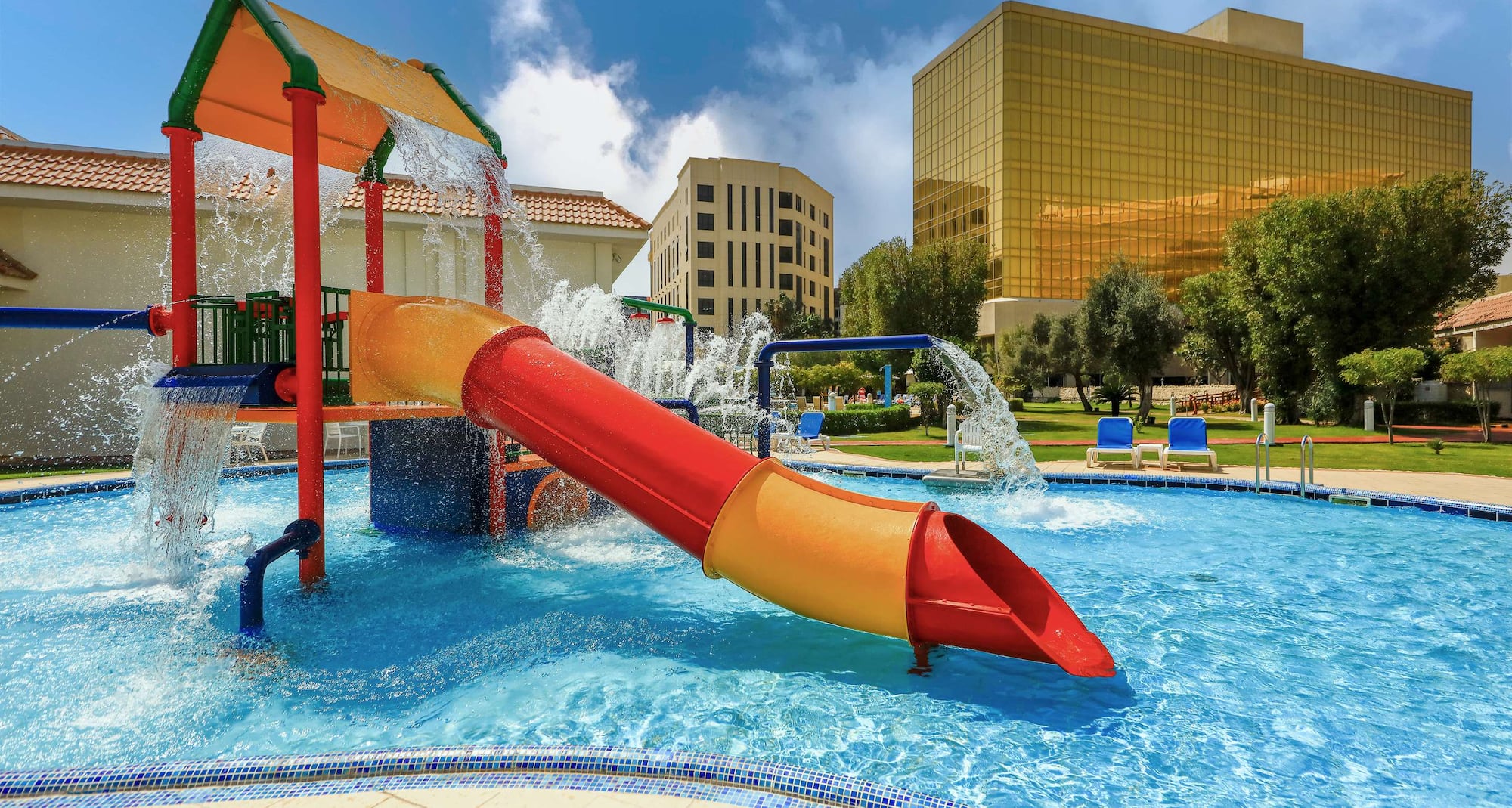 Radisson Blu Hotel, Doha - Children s Pool