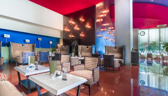 Radisson Blu Hotel, Doha - Palm Garden