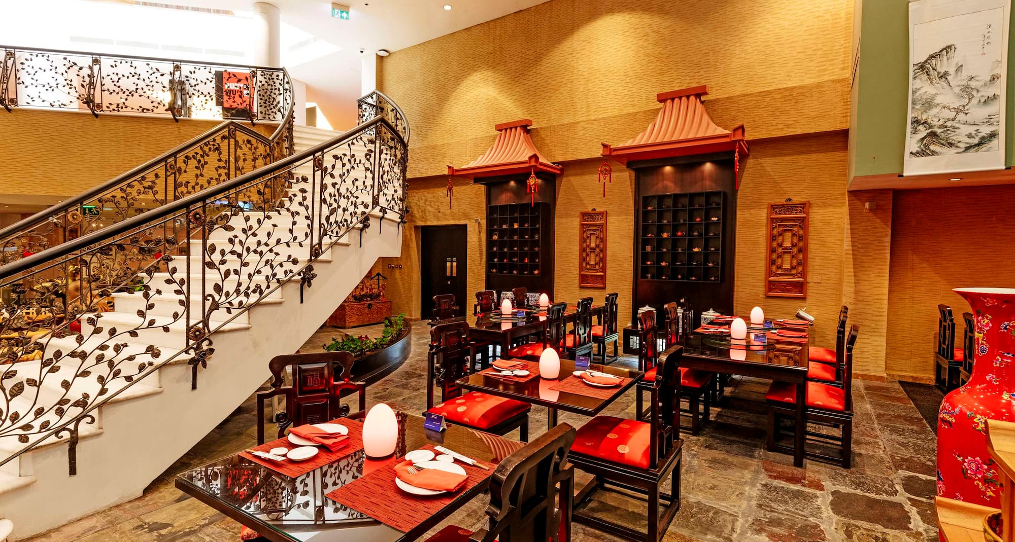 Radisson Blu Hotel, Doha - Ruby Wu s