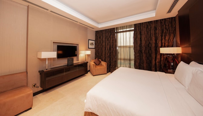 Radisson Blu Hotel, Doha - Sun Suite