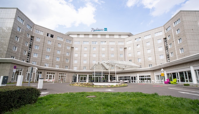 Radisson Blu Hotel, Dortmund - Exterior