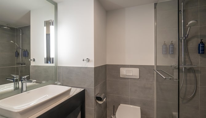 Radisson Blu Hotel, Dortmund - Gästbad