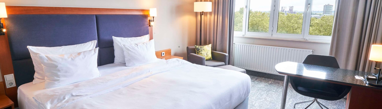 Radisson Blu Hotel, Dortmund - Premium Room high floor